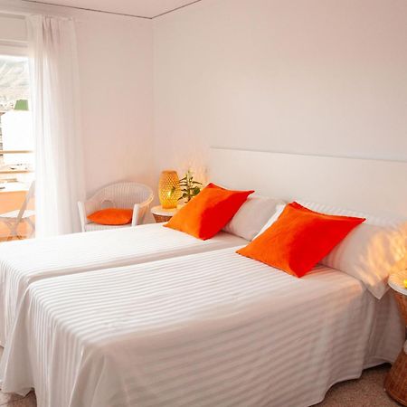 Hostal Comercio Denia Exterior photo