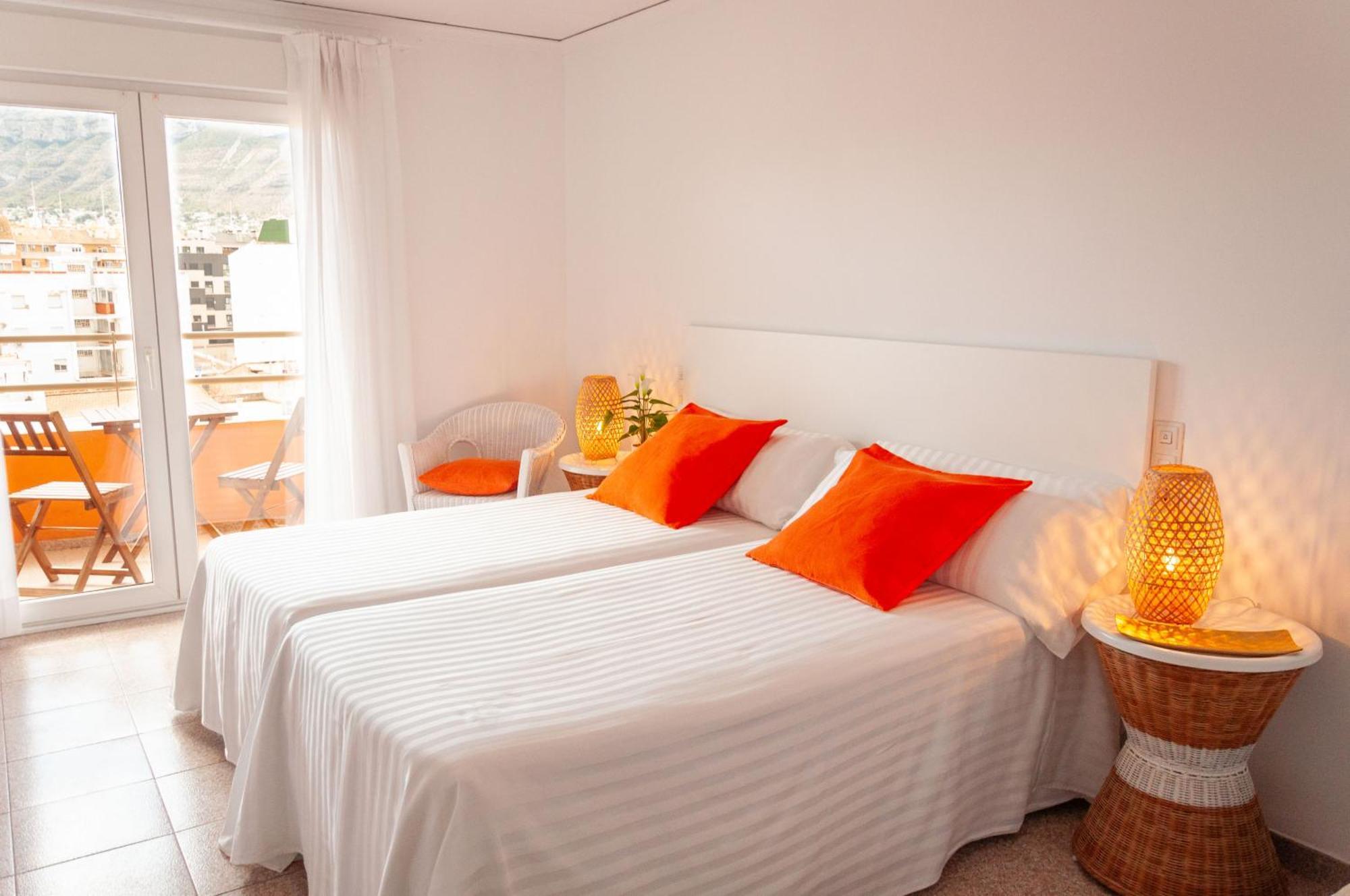 Hostal Comercio Denia Exterior photo