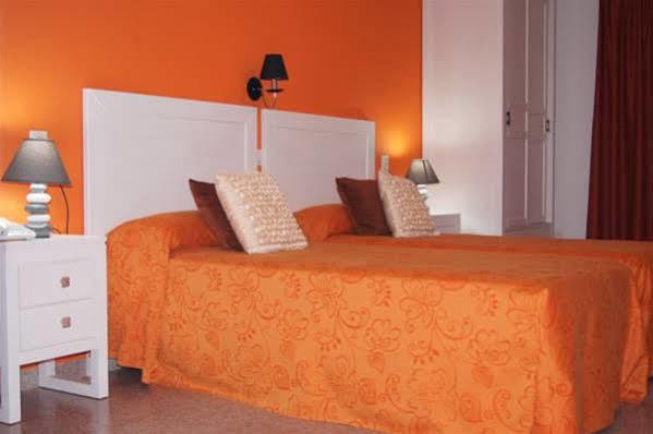Hostal Comercio Denia Exterior photo
